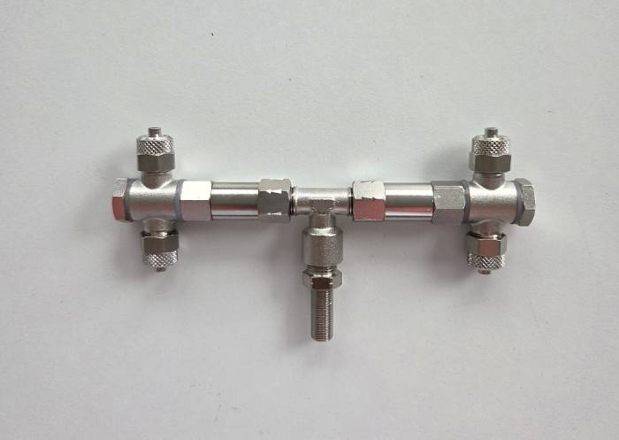 Del zračnega vzmetenja - sestav nepovratnih ventilov 152